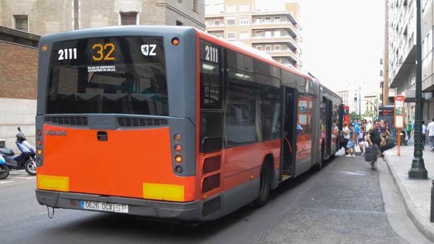 La empresa del bus acumula 700.000 euros en multas por incumplimientos