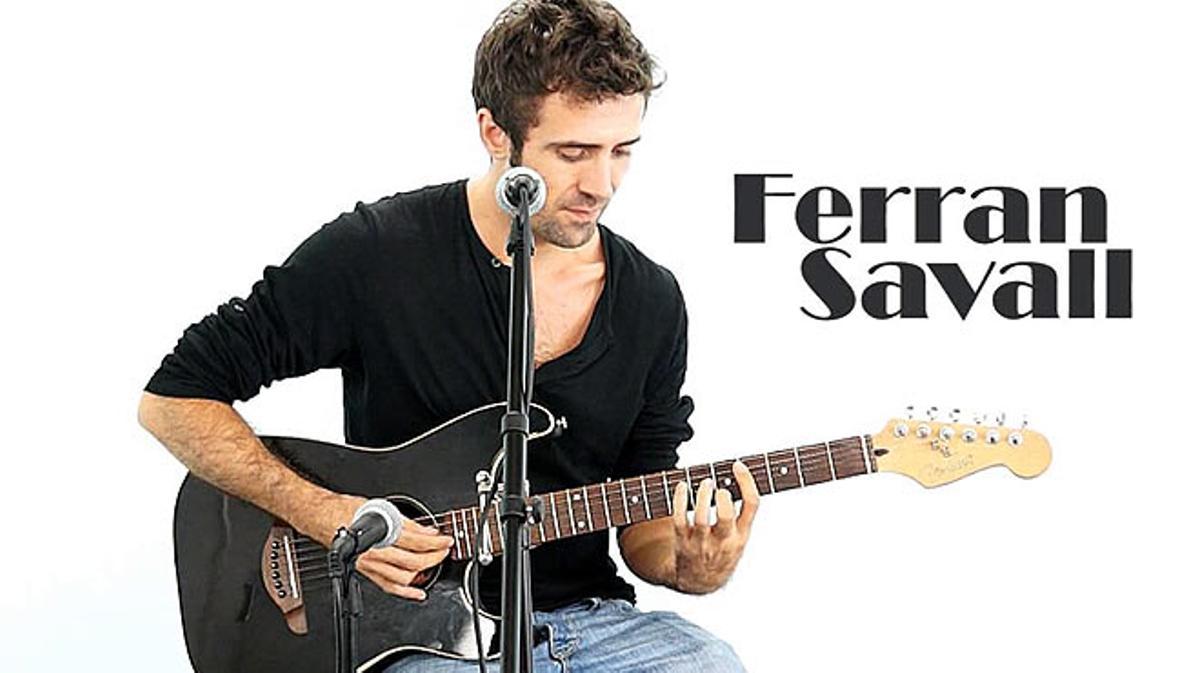 Ferran Savall improvisa un tema en acústic per a EL PERIÓDICO.