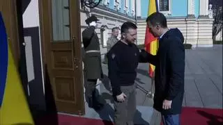 Pedro Sánchez visita las huellas de la "barbarie" de Putin en Ucrania: "Rusia no va a ganar esta guerra"