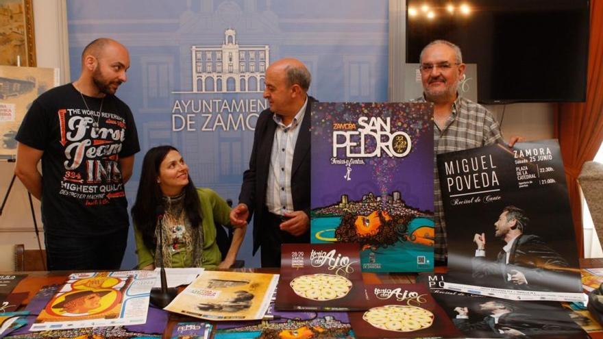 Manuel Alonso, María Eugenia Cabezas, Feliciano Ferrero y Félix Rodríguez.