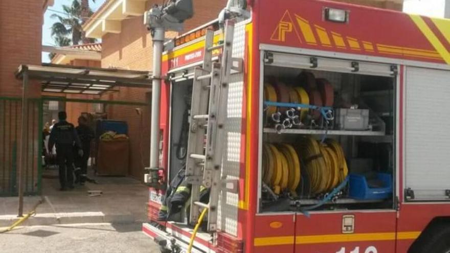 Desalojan un centro de discapacitados en Borriol por incendio