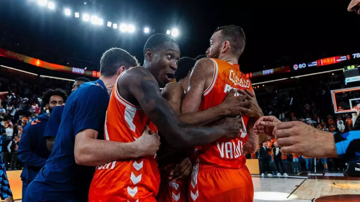 Taylor y Moore lideran la sufrida victoria ante el Dubai