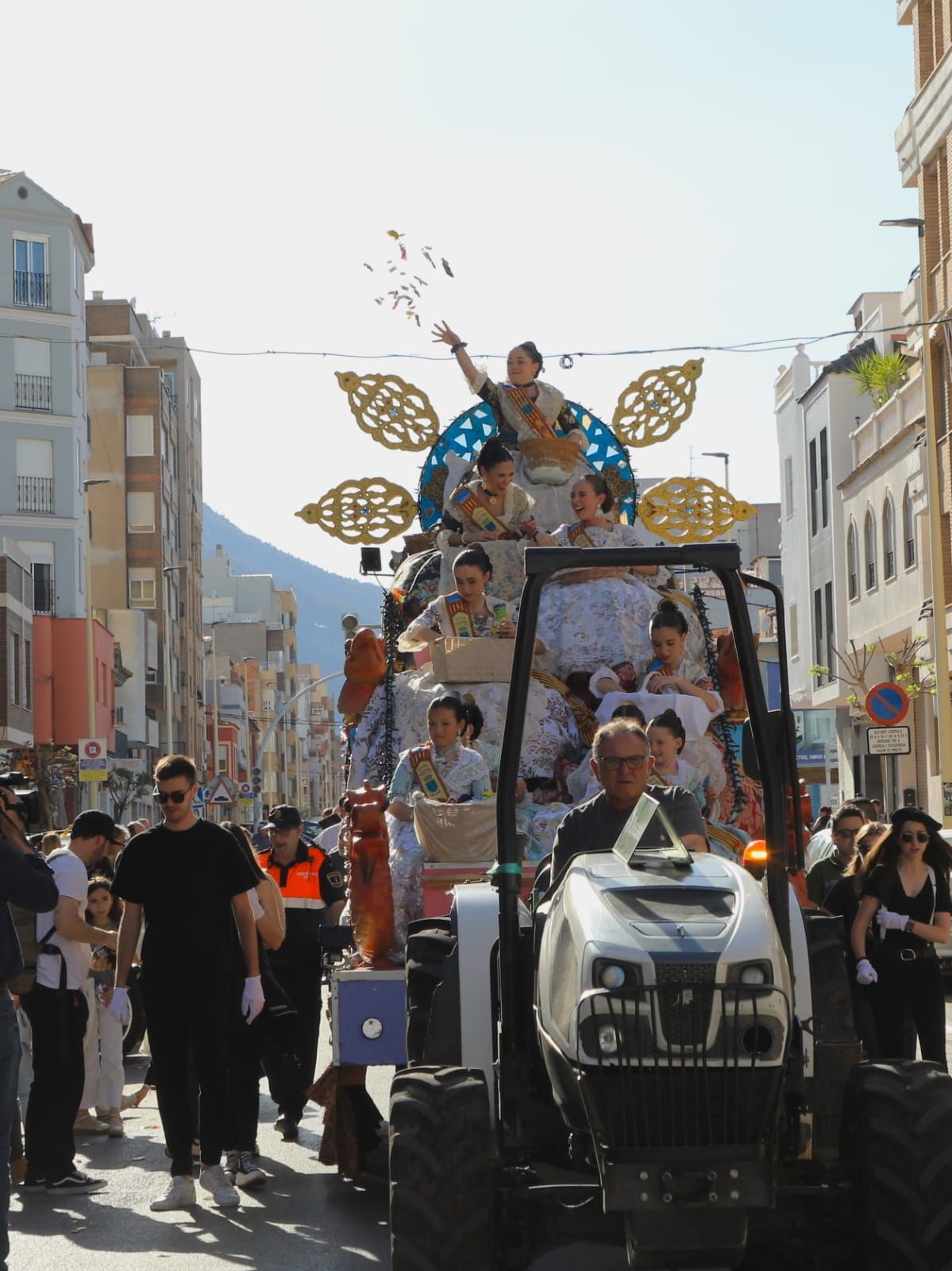 Así ha sido la cabalgata del fin de las fiestas patronales de Sant Vicent en la Vall d'Uixó