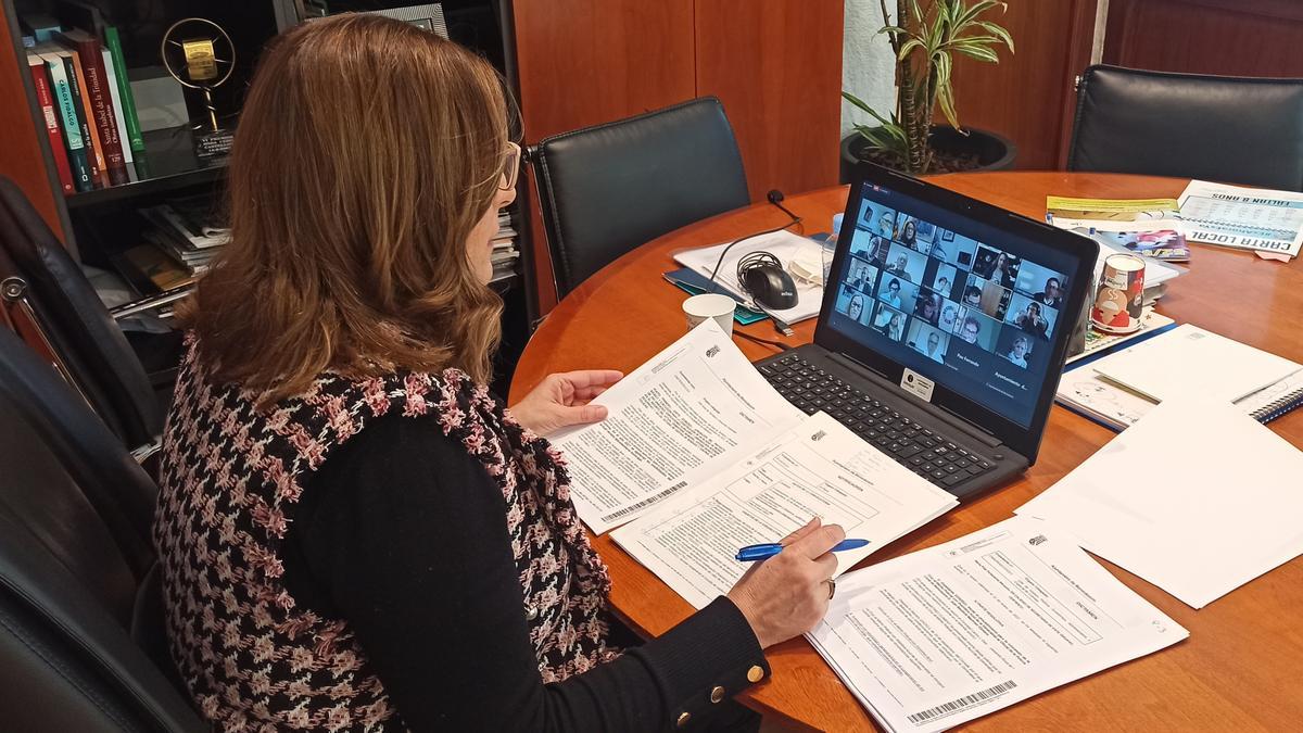 La alcaldesa, Susana Marqués, durante el pleno de este viernes.