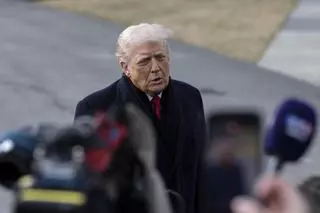 Trump acuerda mantener una reunión en Davos con "las distintas partes" sobre Groenlandia