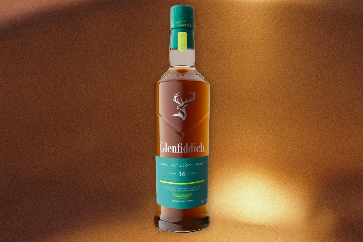 Una botella de whisky Glenfiddich
