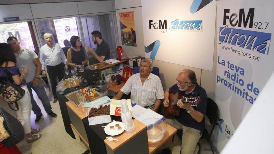 Els estudis de Fem Girona, situats a la Rambla, el darrer dia d&#039;emissions ara fa una setmana