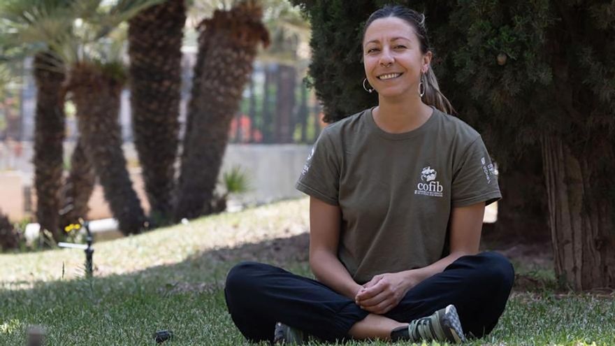 Sofía López, bióloga: «Me estalla la cabeza pensar que una serpiente se lance al mar a buscar un islote»