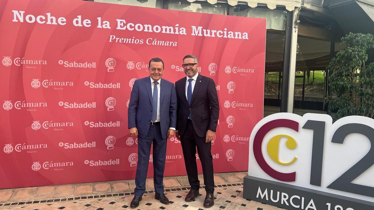 Miguel López Abad relevará a José María Albarracín como presidente de la Croem.