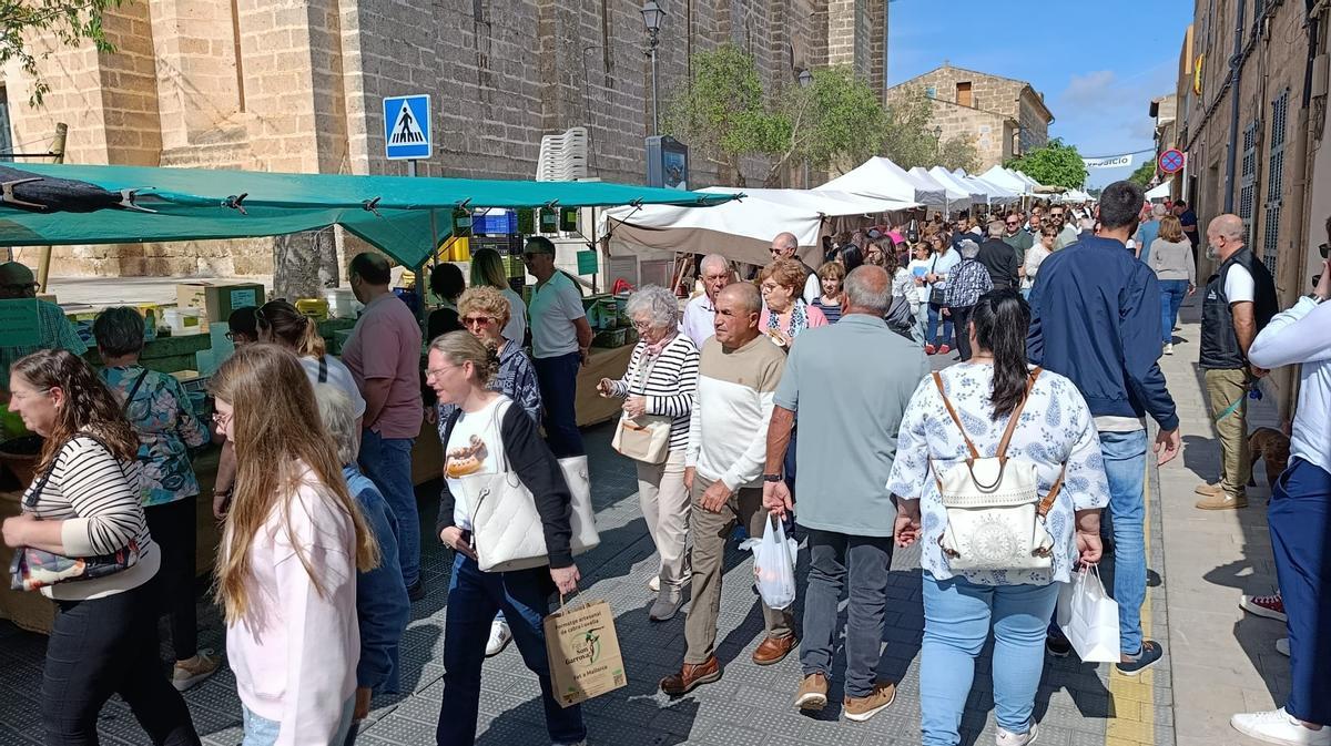 FOTOS | La feria de Son Carrió dedicada al vermut y al variat, en imágenes