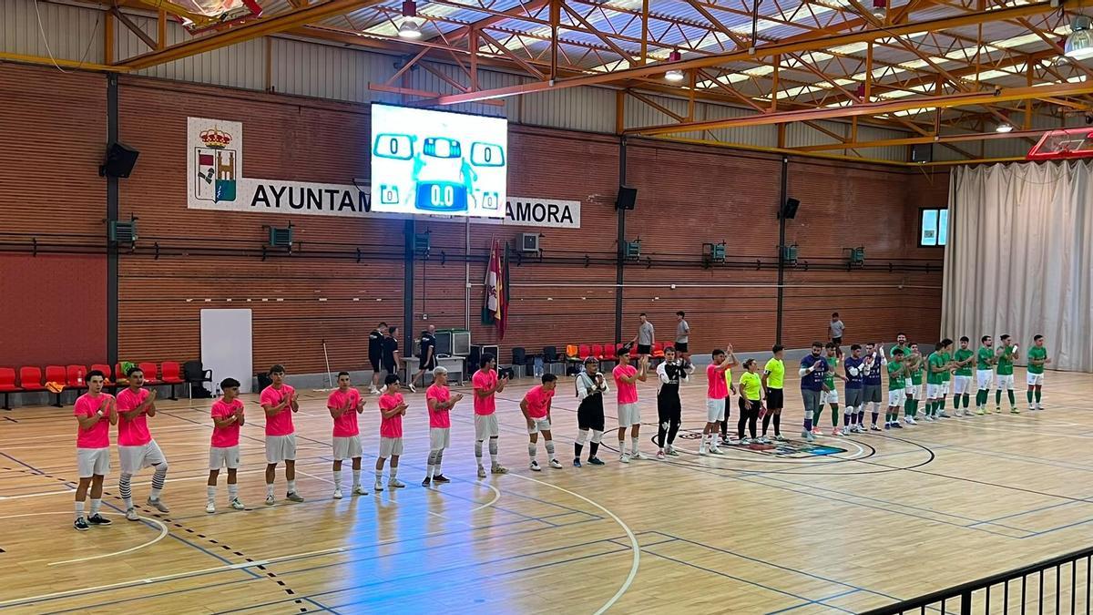 Imagen del primer ensayo de pretemporada del Caja Rural River Zamora.