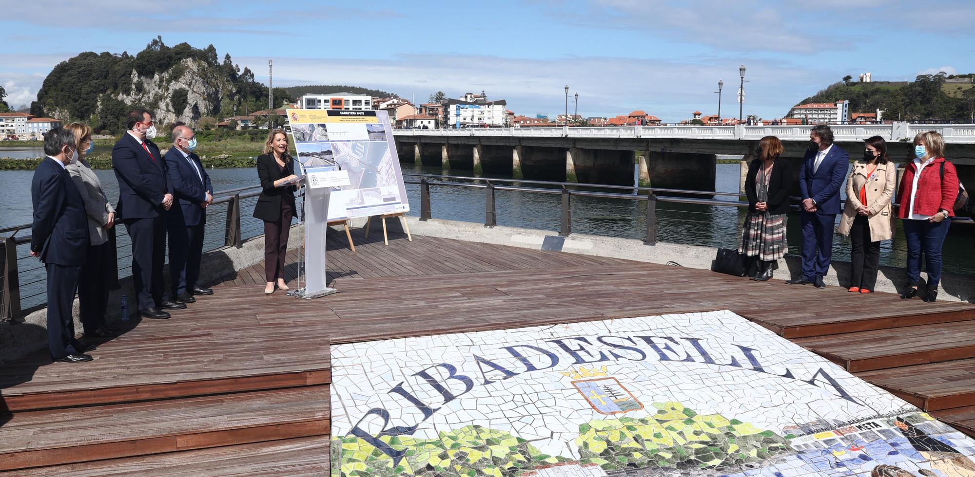 EN IMÁGENES: Así fue la visita de la ministra de Transportes, Raquel Sánchez, a Ribadesella