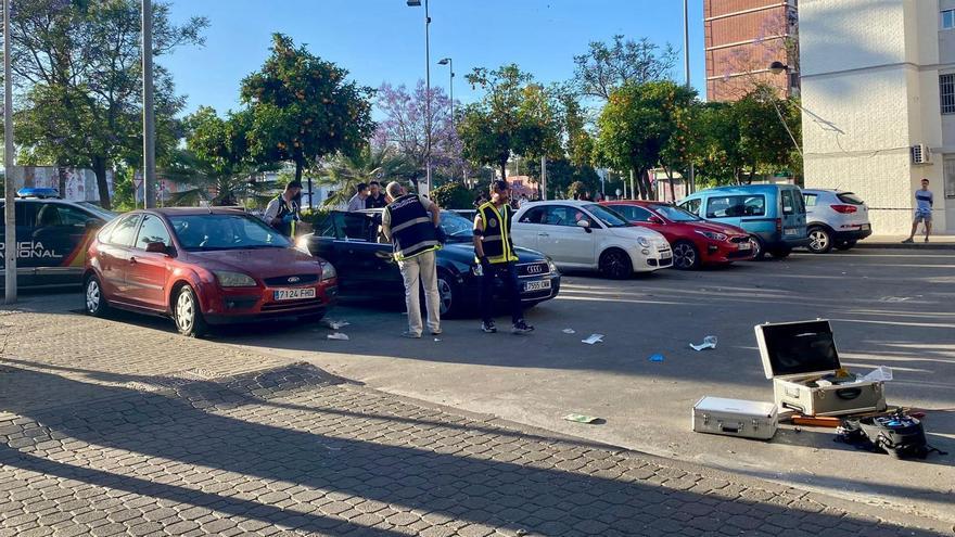 Dos heridos graves por un tiroteo en la calle Algeciras de Córdoba