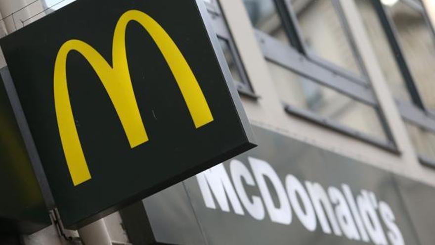 Urbanismo concede licencia a Mcdonald&#039;s para abrir en el Open Arena