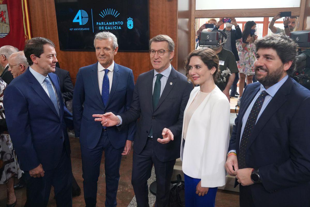 El PP apaga el foc d’Ayuso i toca a sometent contra les mesures energètiques de Sánchez El PP apaga el foc d’Ayuso i toca a sometent contra les mesures energètiques de Sánchez
