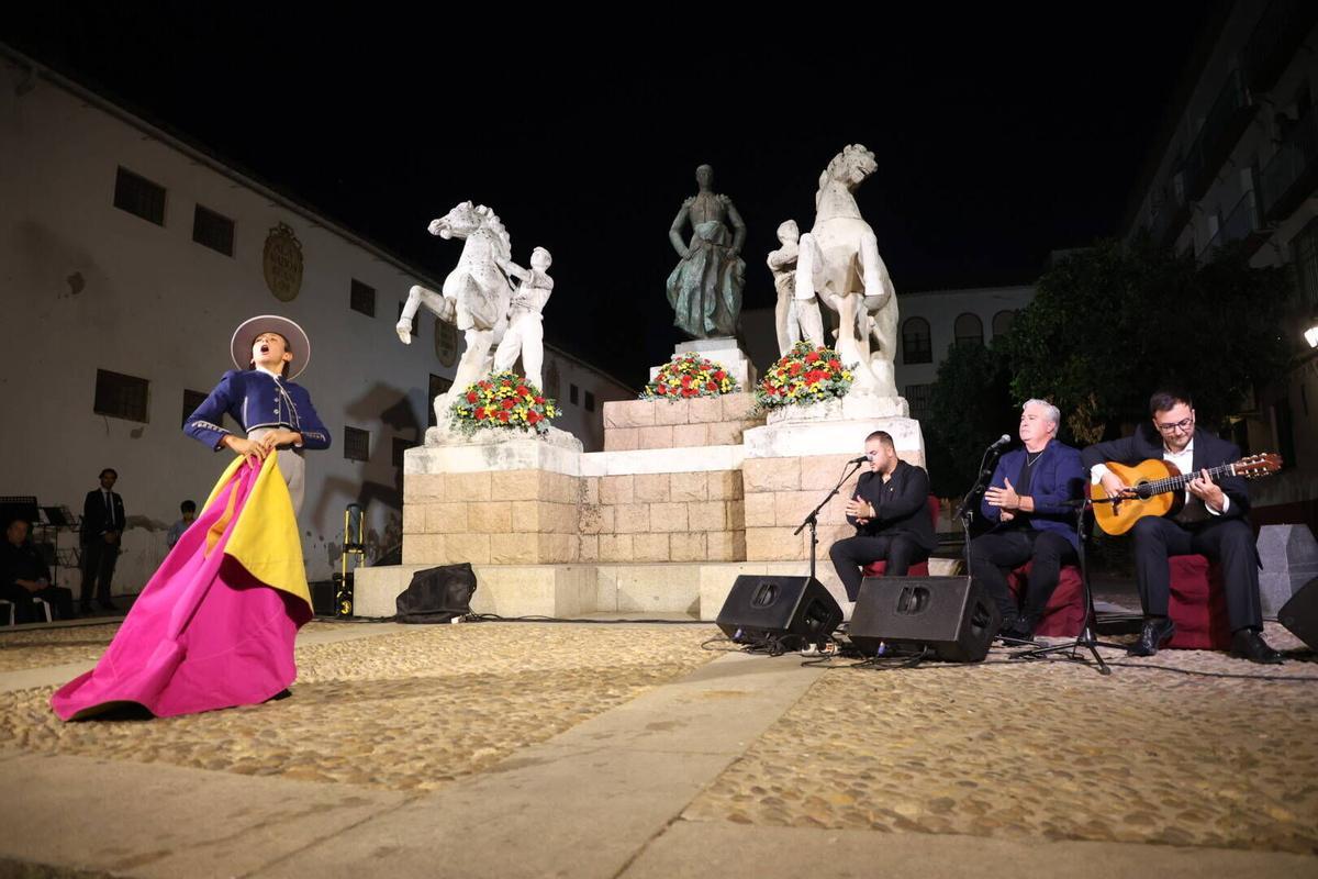 Homenaje a Manolete en Santa Marina