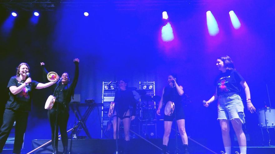 Tanxugueiras recibe el Conachón de Ouro que entrega el Festivala