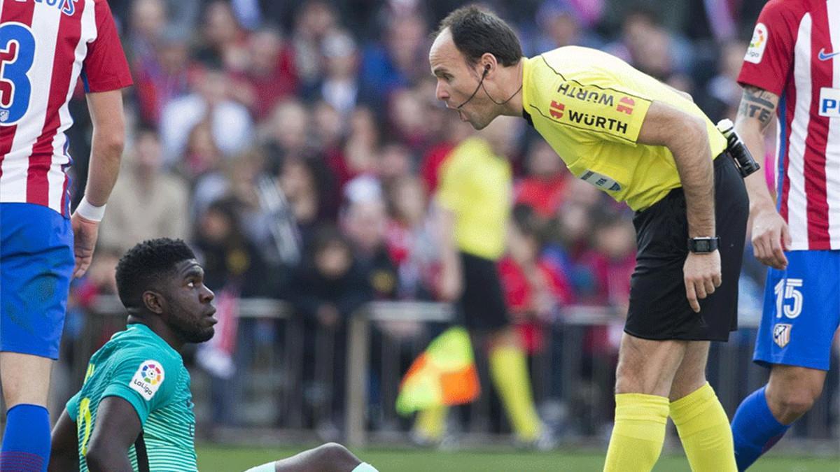 Mateu abronca a Umtiti durante el Atlético de Madrid-Barça (1-2)