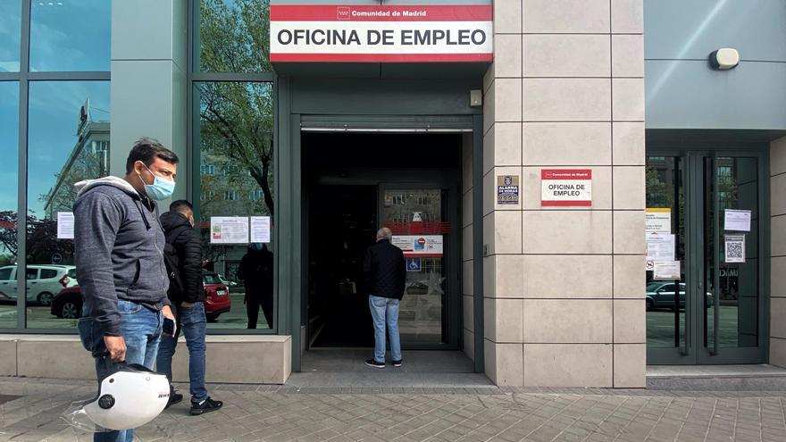 El Gobierno avisa de que la cifra de desempleados de marzo será mala