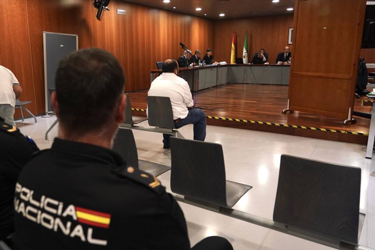 MLG 25-05-2026.-Juicio del cura que oficiaba en una iglesia de Vélez Málaga, que abusó de cuatro feligresas drogándolas