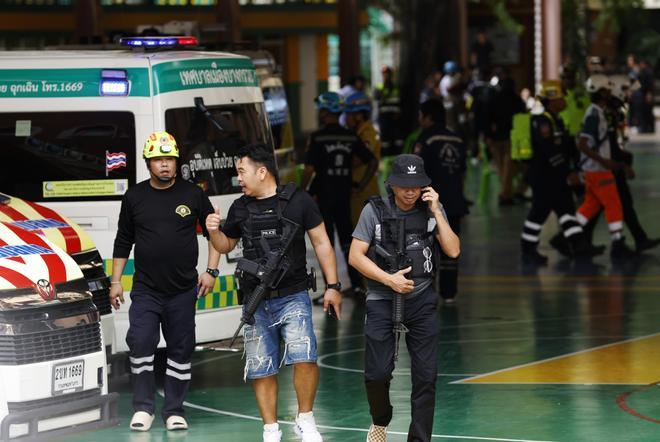 Siete muertos y 15 heridos en un tiroteo en una escuela de Bangkok a manos de un estudiante de secundaria