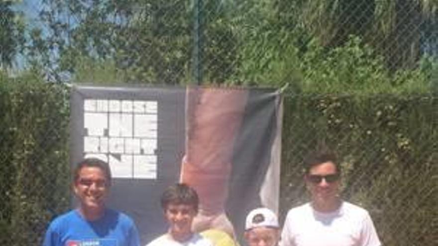 140 niños participan en  el Circuito Tecnifibre en  el CT Gandia