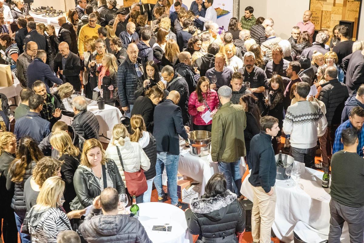 La jornada s'ha consolidat com una cita ineludible pels apassionats dels escumosos