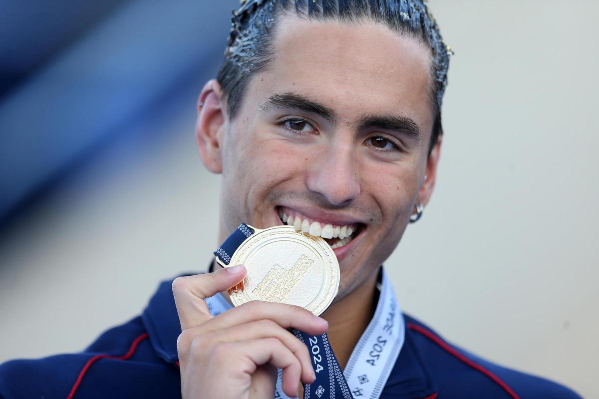 Dennis González con su medalla de oro de los Europeos de 2024. Dennis González con su medalla de oro de los Europeos de 2024.