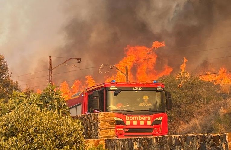 L'incendi entre Portbou i Colera