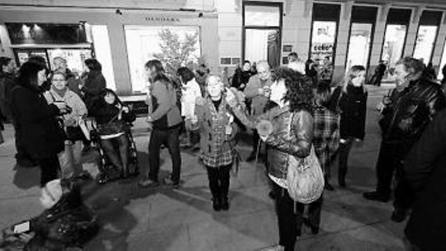 Un instante del acto celebrado ayer en la plaza de Zorrilla.