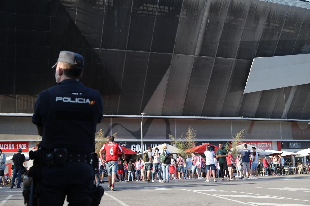 Fútbol: Así fue el Sporting-Oviedo disputado en El Molinón