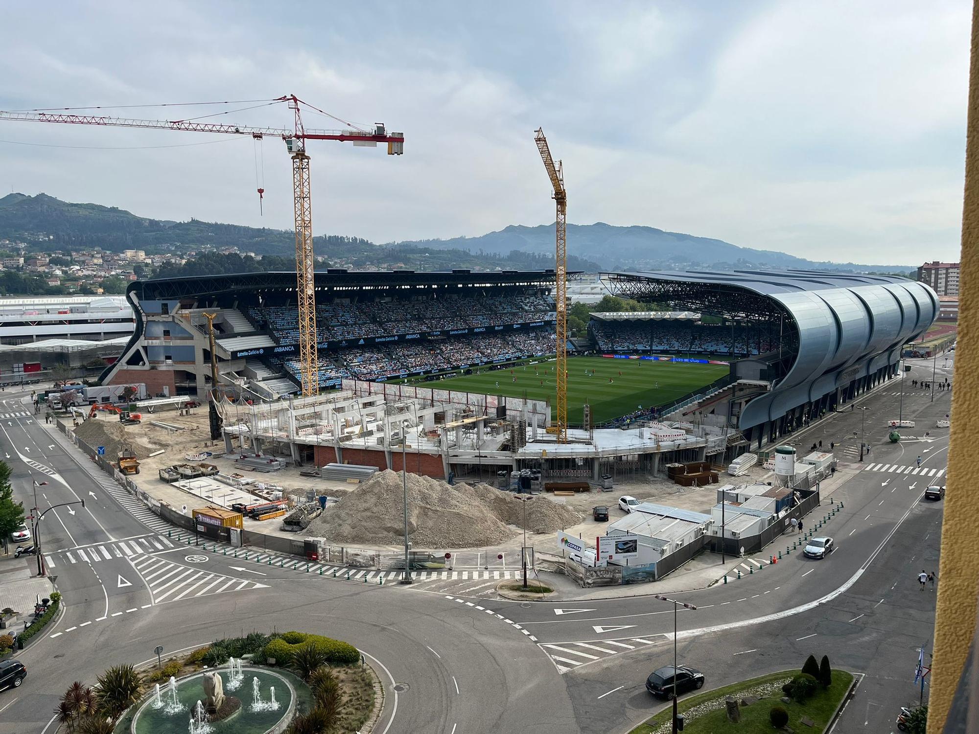 Avance de las obras de la grada de Marcador durante el Celta-Alavés del pasado 7 de mayo