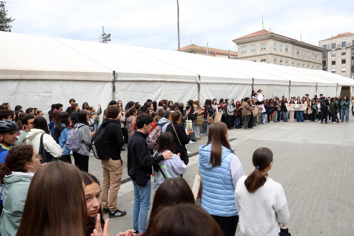 La convocatoria tuvo lugar en la Praza de España.
