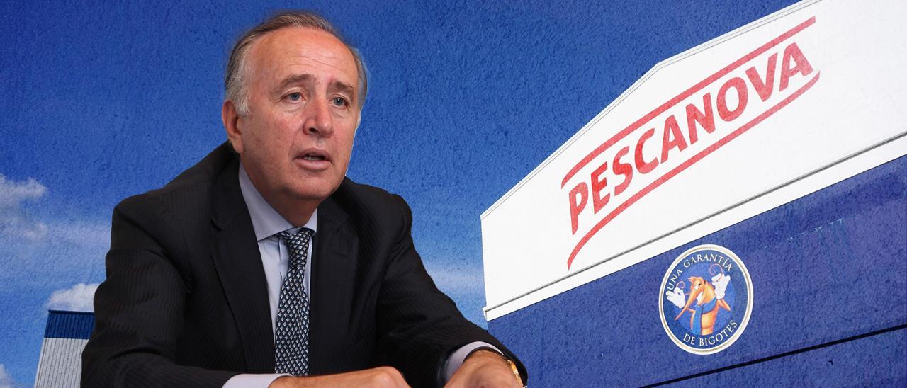 Manuel Fernández de Sousa con Nueva Pescanova de fondo.