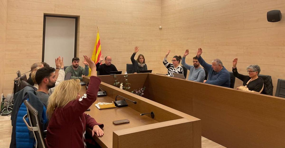 Un instant de la sessió plenària de març a Gironella