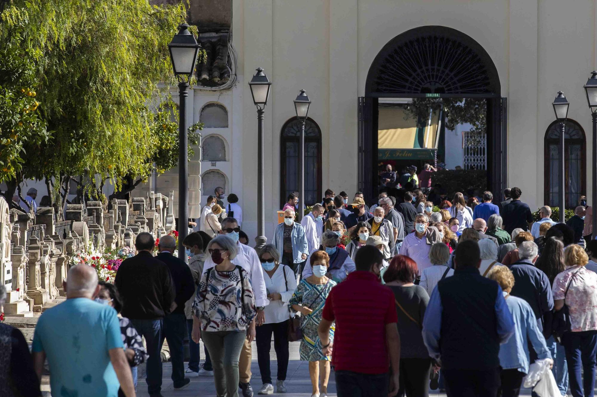 Así ha sido Todos los Santos en el Cementerio General