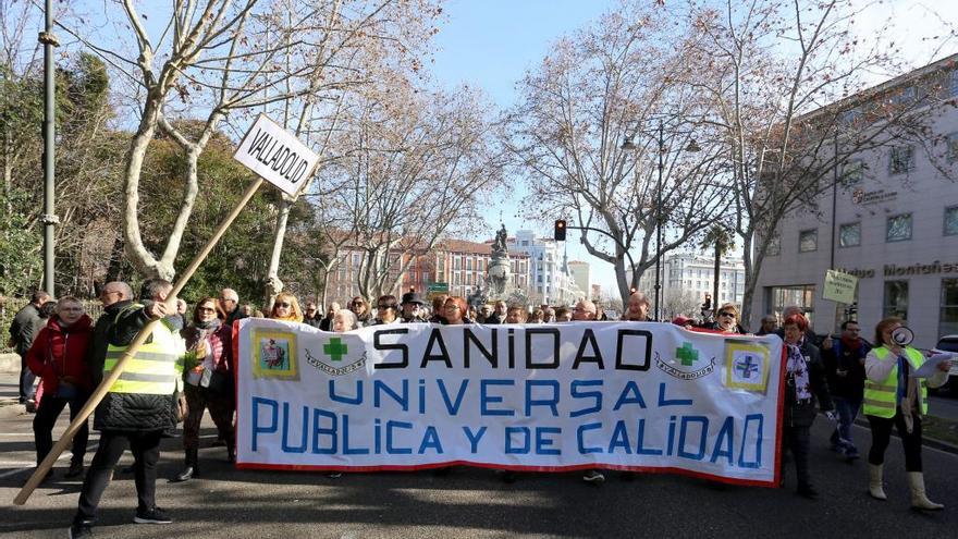 Las asociaciones en defensa de la sanidad pública piden &quot;una actuación decidida&quot;