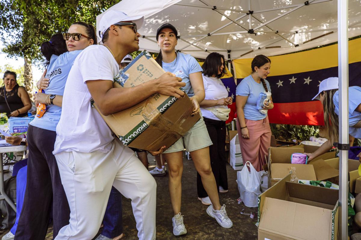 Imágenes de la recogida de donaciones para Venezuela