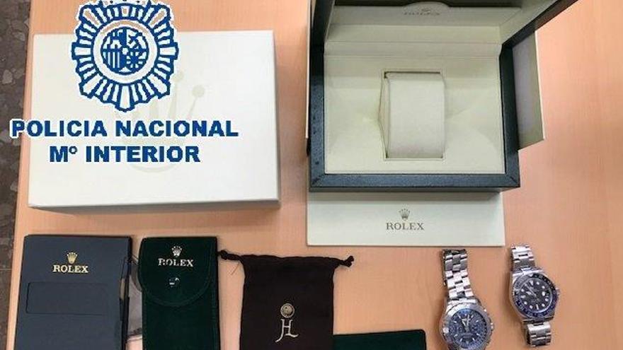 Algunas de las piezas recuperadas en la detención de los integrantes de la banda.