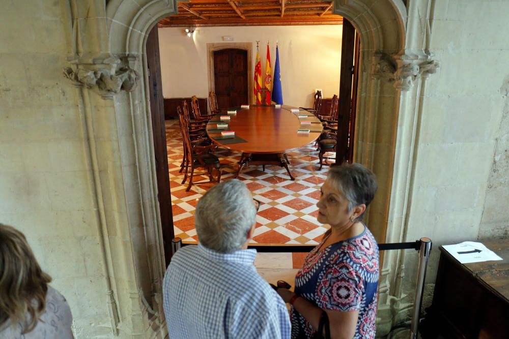 Puertas abiertas en el Palau de la Generalitat con motivo del 9 d'Octubre