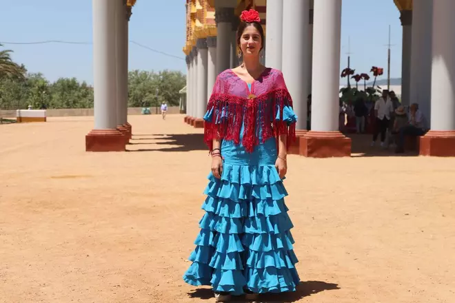 Trajes de gitana en el lunes de Feria