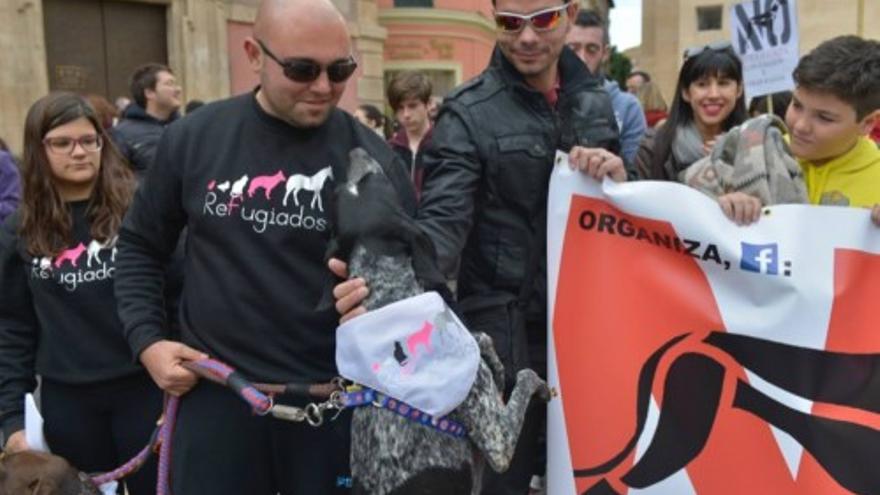 Manifestacion contra la caza con galgos