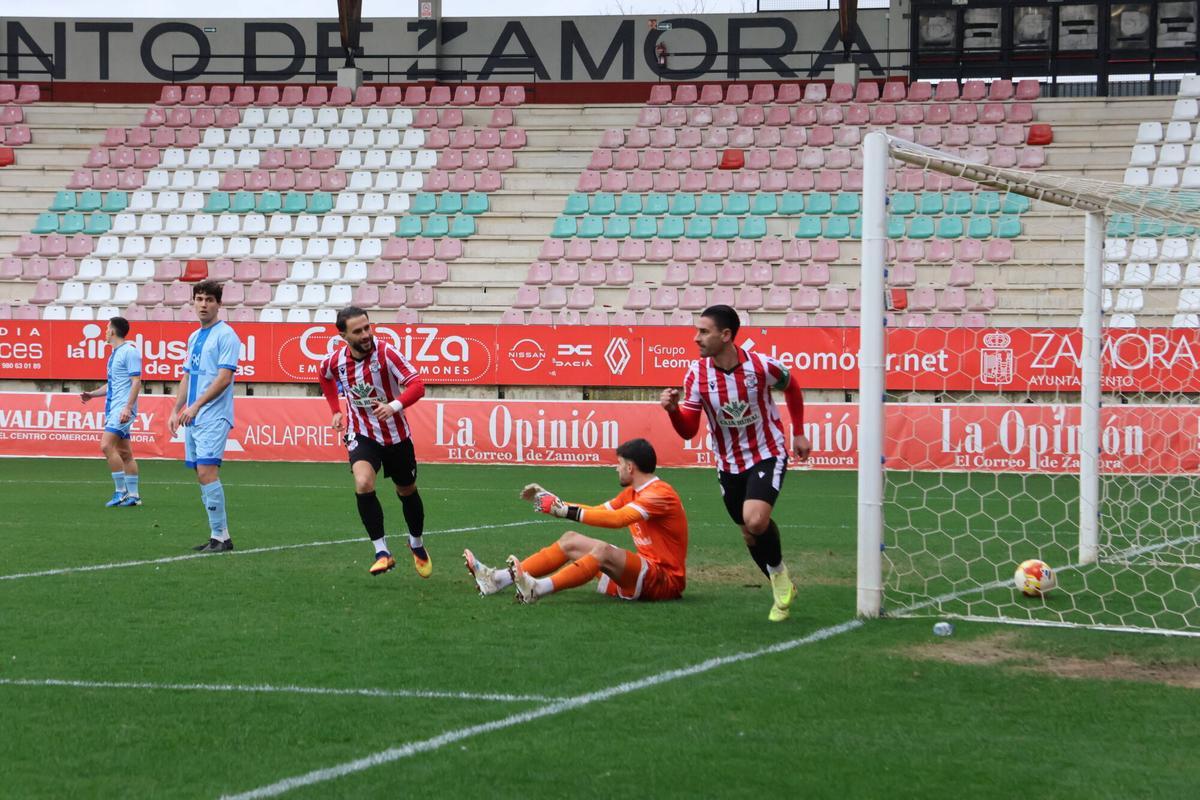 GALERÍA | El Zamora CF - Barakaldo, en imágenes