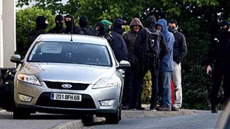 Detenido en Francia el jefe militar de ETA y otros tres miembros de la banda