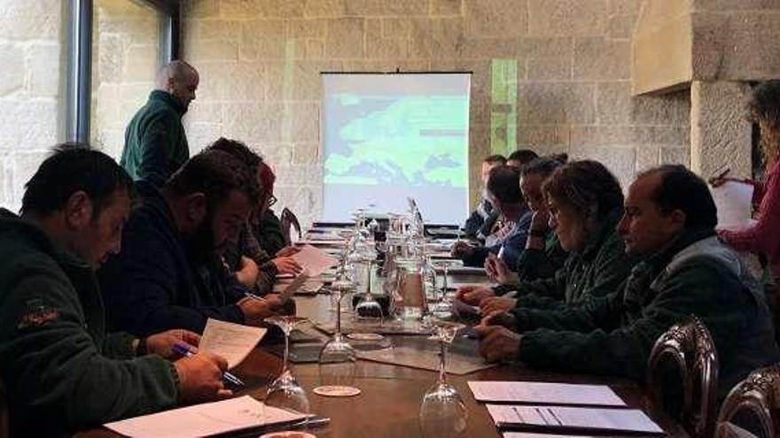 Curso de poda en la comarca organizado por Marqués de Vizhoja.