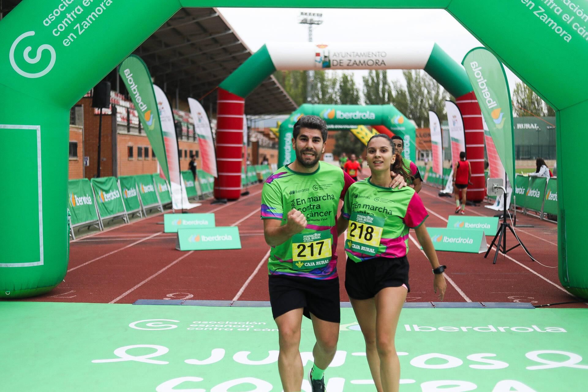 GALERÍA | Búscate en la carrera "Mucho x Vivir" contra el cáncer en Zamora