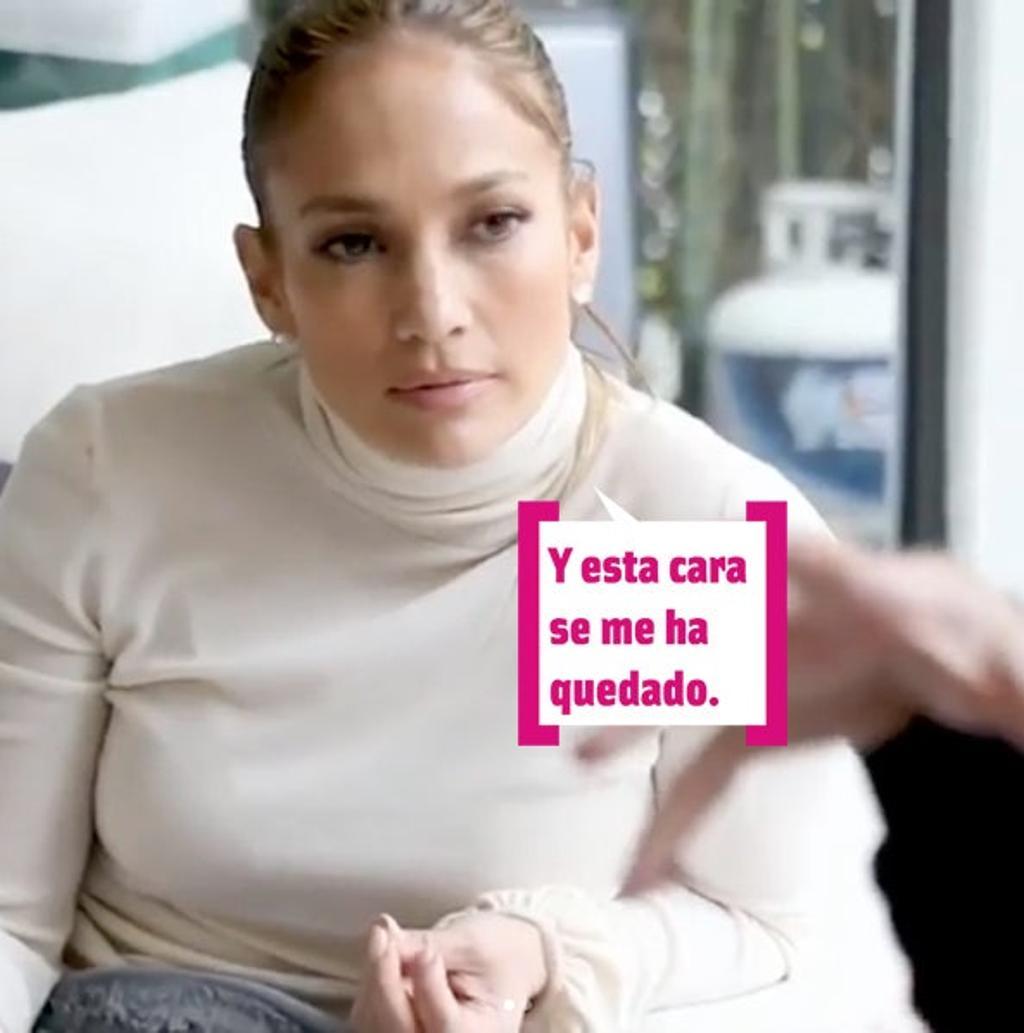 Jennifer Lopez con cara extraña