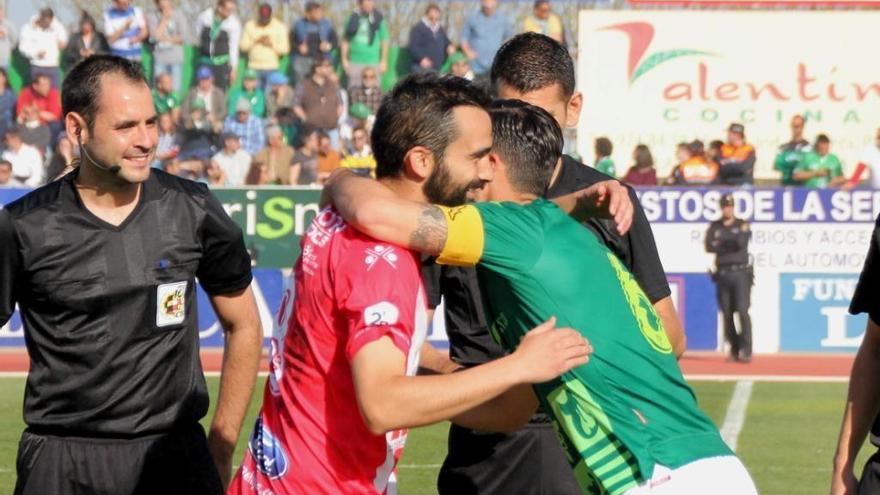 Derbi sin dueño en Segunda B