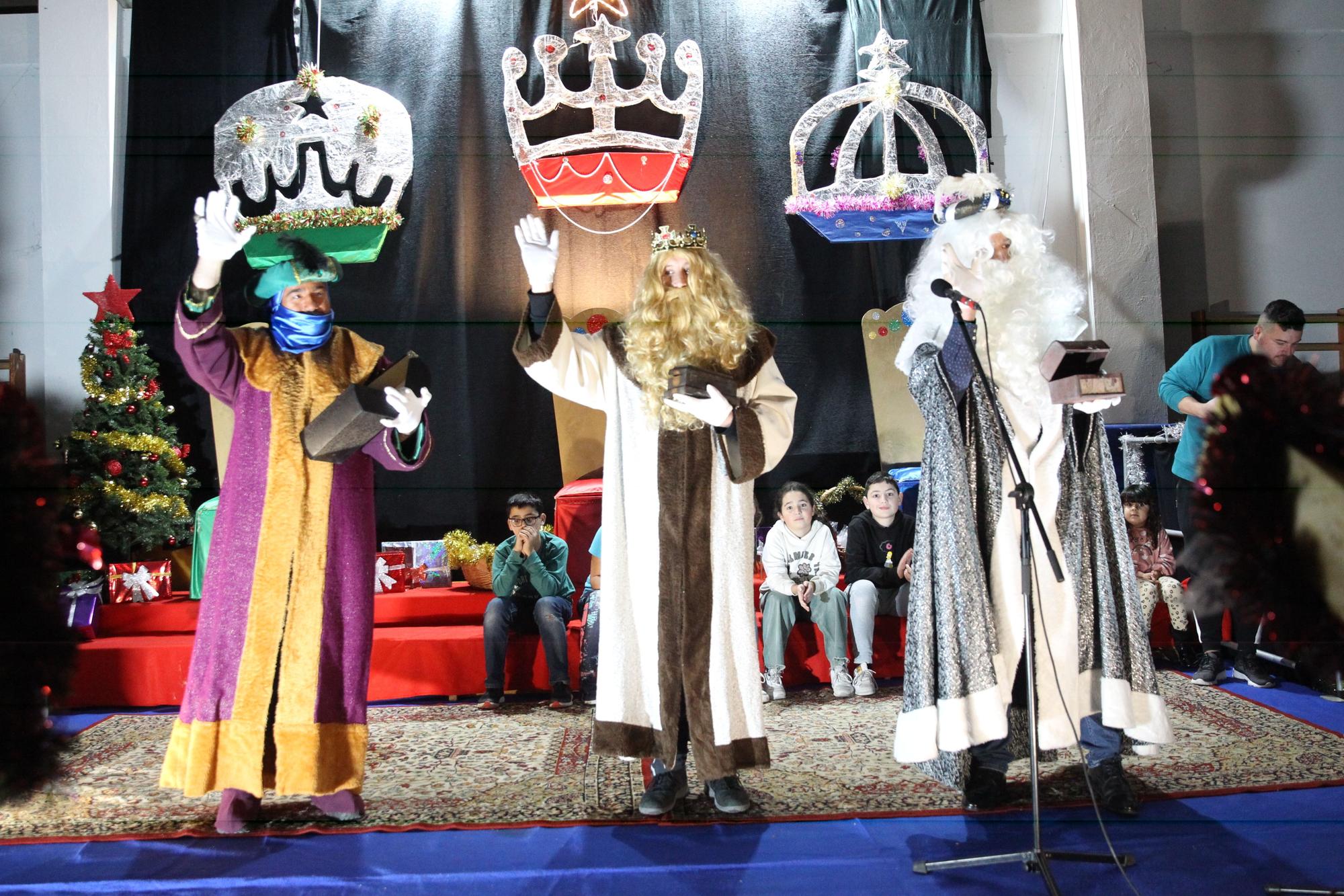 Los Reyes ya están en O Morrazo: primera parada, Domaio