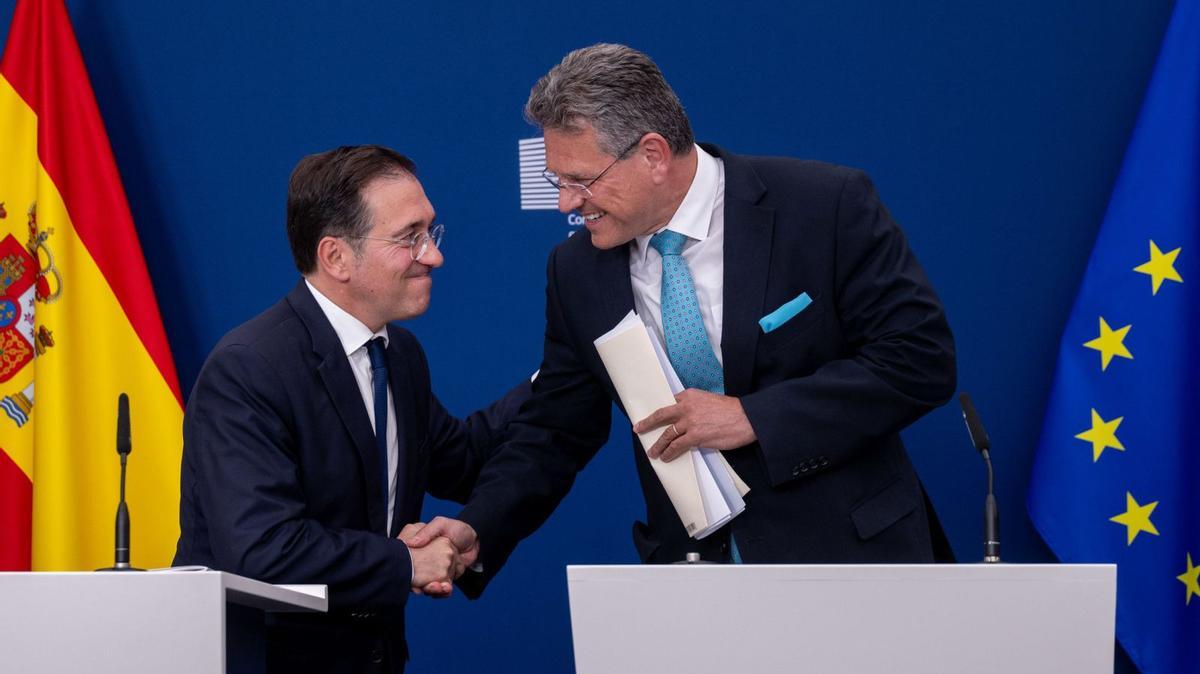 La UE, Espanya i el Regne Unit segellen un acord polític històric sobre Gibraltar La UE, Espanya i el Regne Unit segellen un acord polític històric sobre Gibraltar